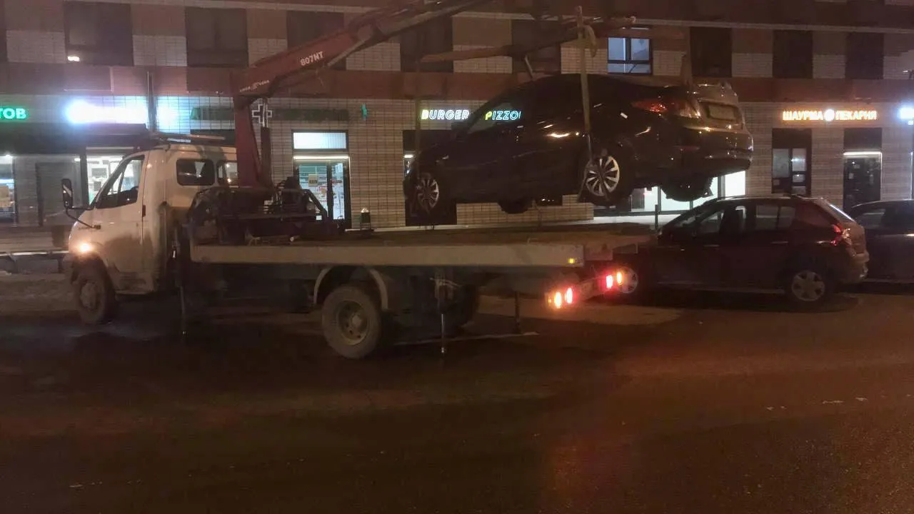 В Подмосковье эвакуировали более 29 тыс неправильно припаркованных автомобилей