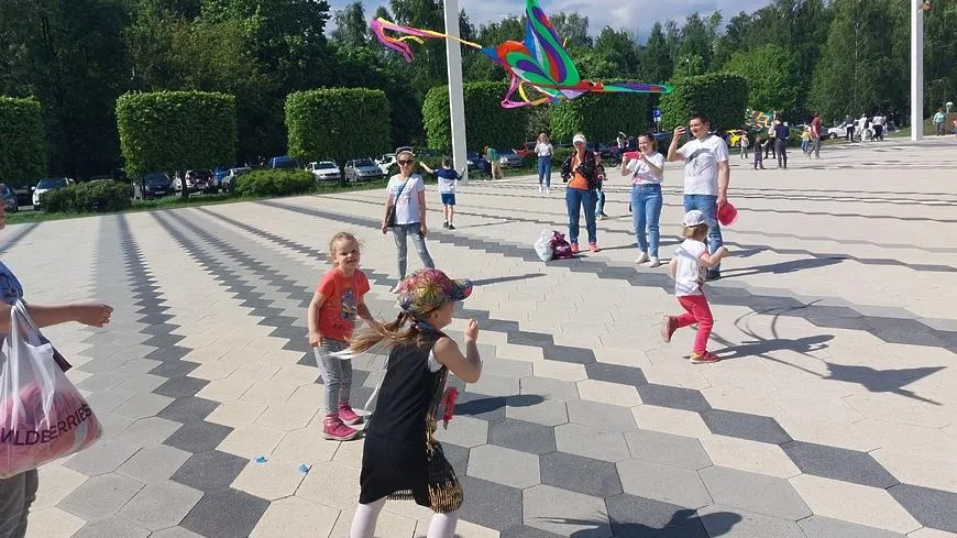 Фестиваль воздушных змеев прошел в Мытищах в День защиты детей