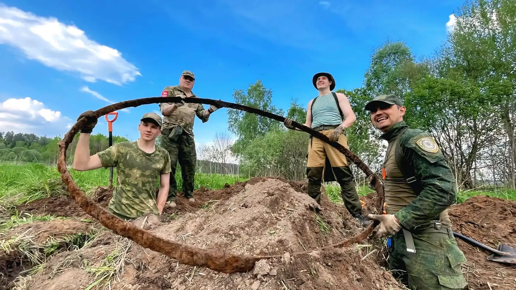 Поисковики нашли артефакты на раскопках в Одинцовском округе
