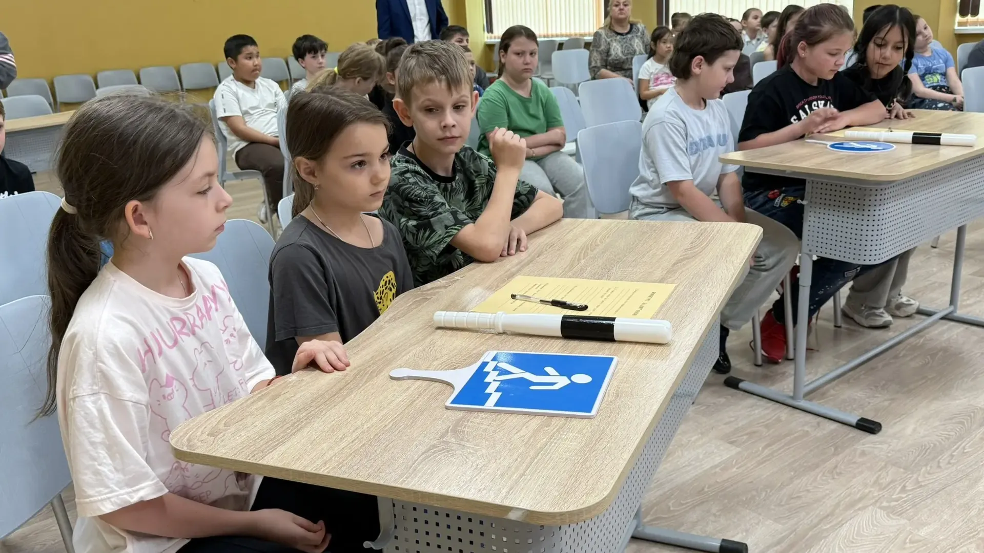 Автоинспекторы провели акцию для школьников в Одинцовском округе