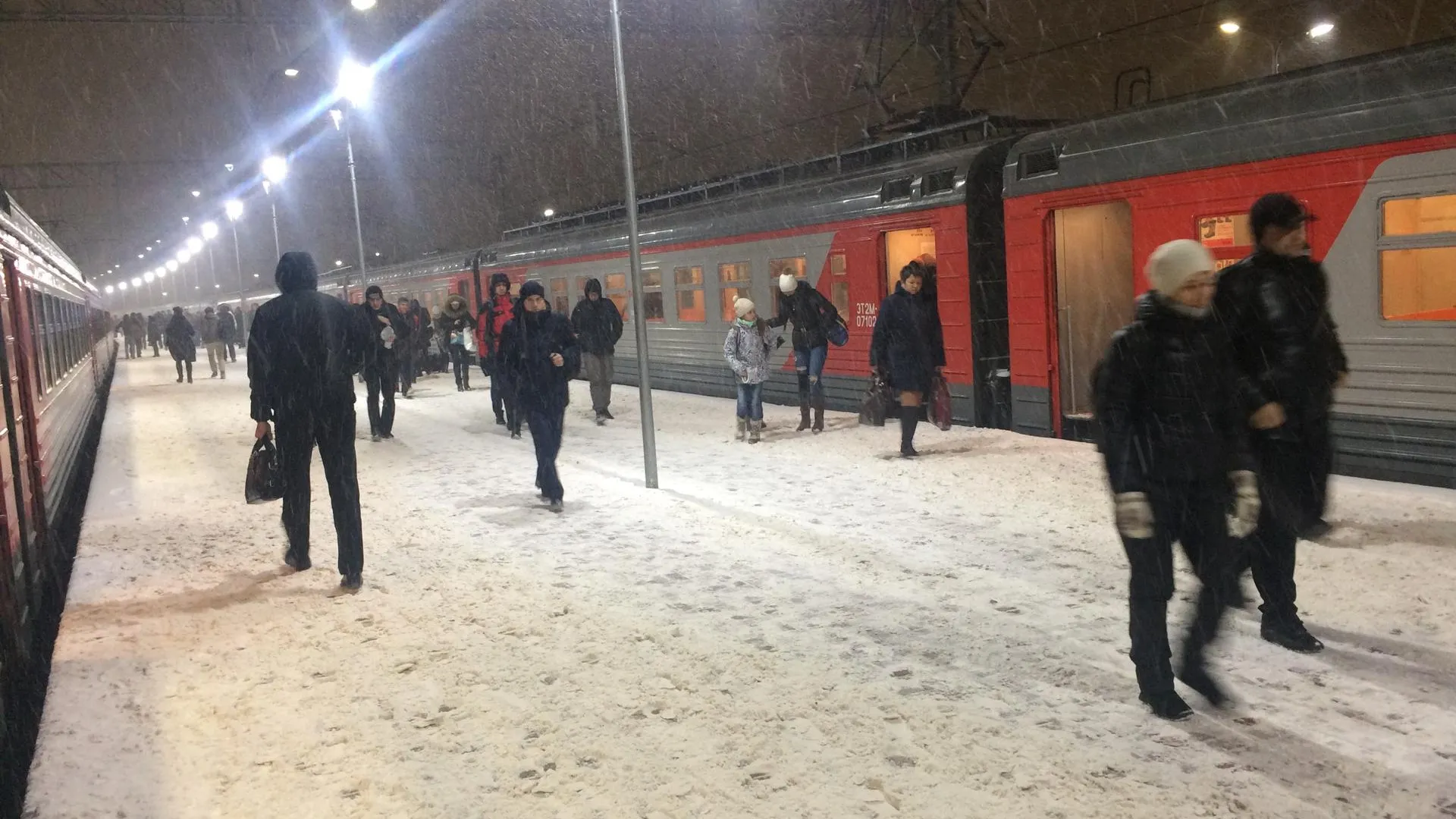 Московская железная дорога работает штатно в условиях снегопада