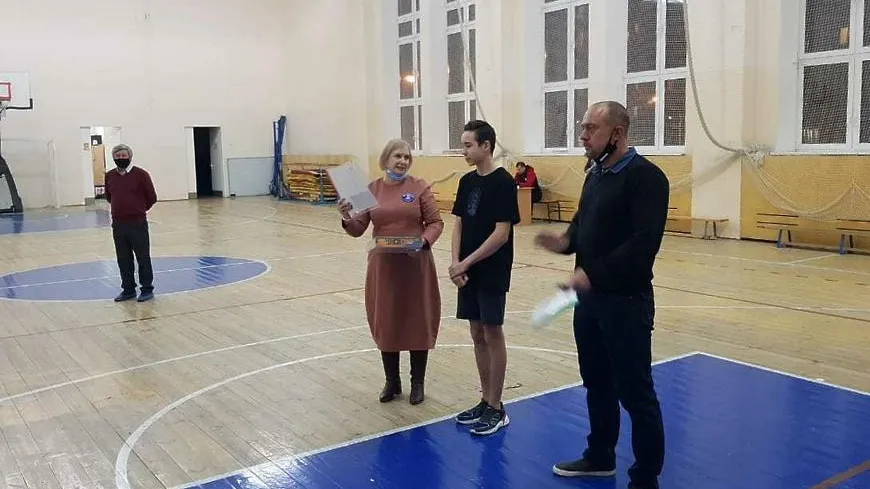 Депутат Подольска поздравила спортсмена с присвоением очередного разряда