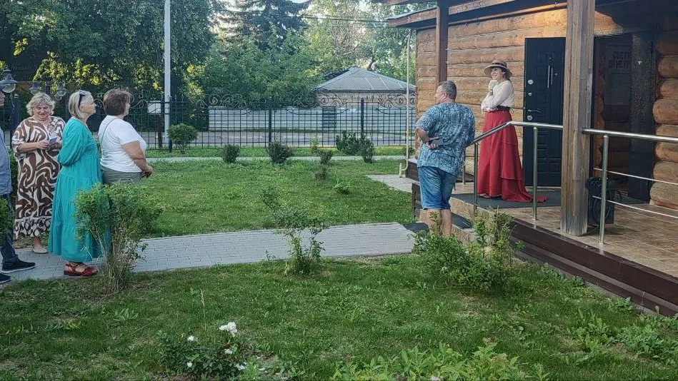 Экскурсию с чаепитием в Кашире посетили жители Липецка