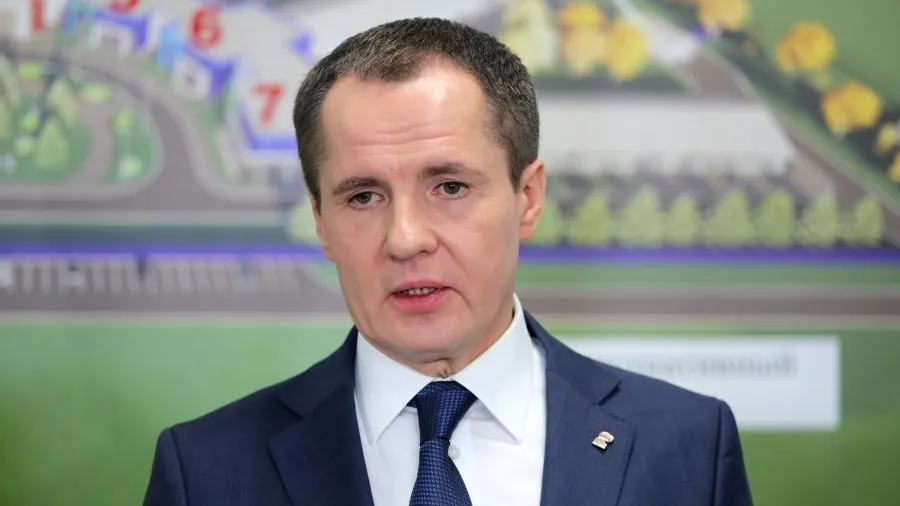 Гладков предложил не восстанавливать дома тех, кто уехал из России