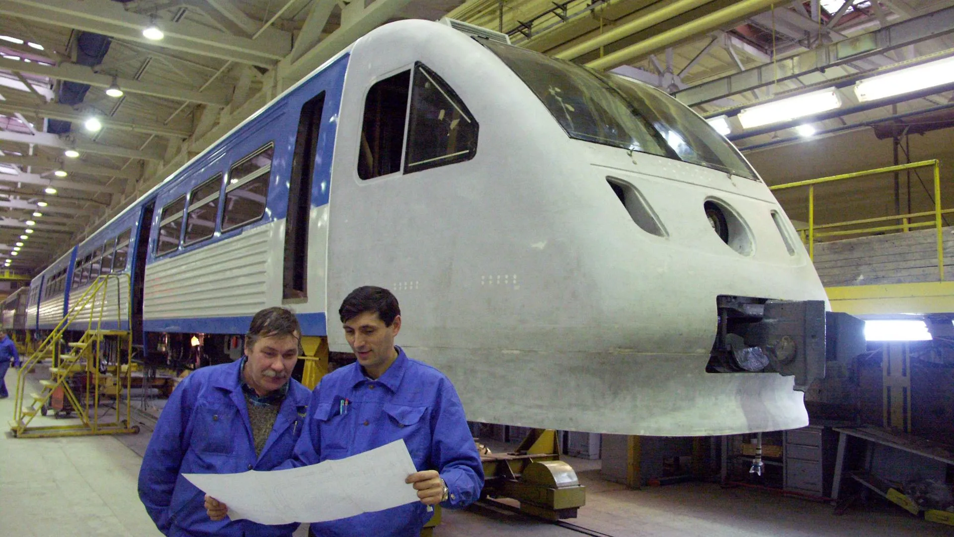 «Метровагонмаш» начал поставки новых вагонов для метро Баку