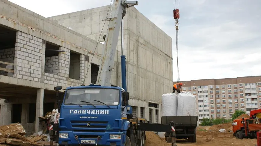 Строительство школы на 550 мест в Нахабине Красногорска идет в графике