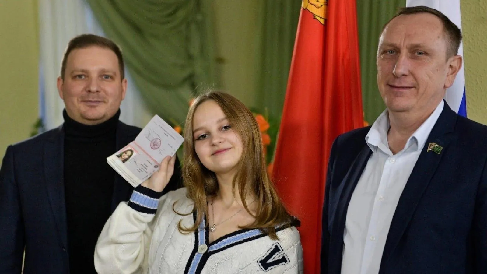 14‑летним жителям Наро‑Фоминска вручили первые паспорта