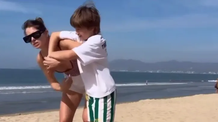 Хотела повторить тренд: неудачный трюк усадил Наталью Бардо в инвалидную коляску