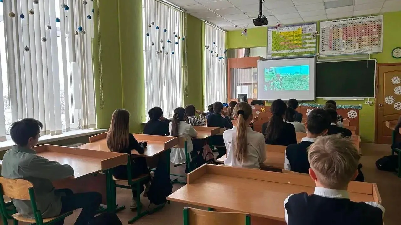 В школе Балашихи прошло профориентационное занятие в ходе проекта «Россия — мои горизонты»