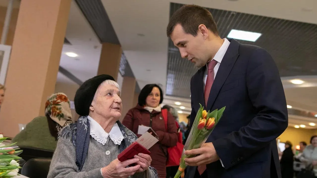 Ветераны ВОВ Реутова одними из первых в Подмосковье получили медали к юбилею Победы