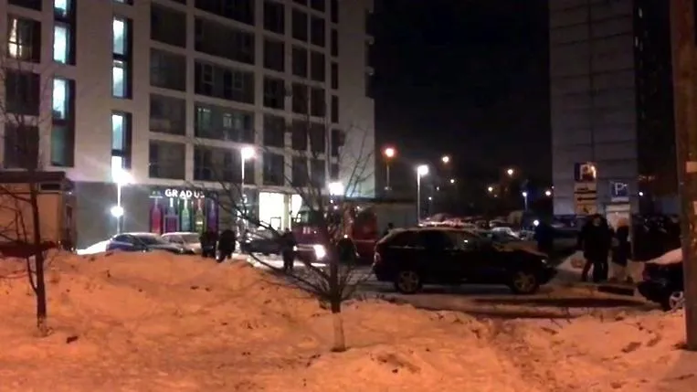 Следователи выехали на место пожара в многоквартирном доме в Балашихе