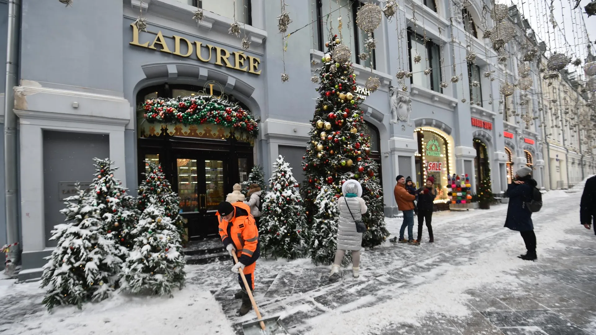Жители Московского региона о мощном снегопаде: «Это нам за бесснежный прошлый год»
