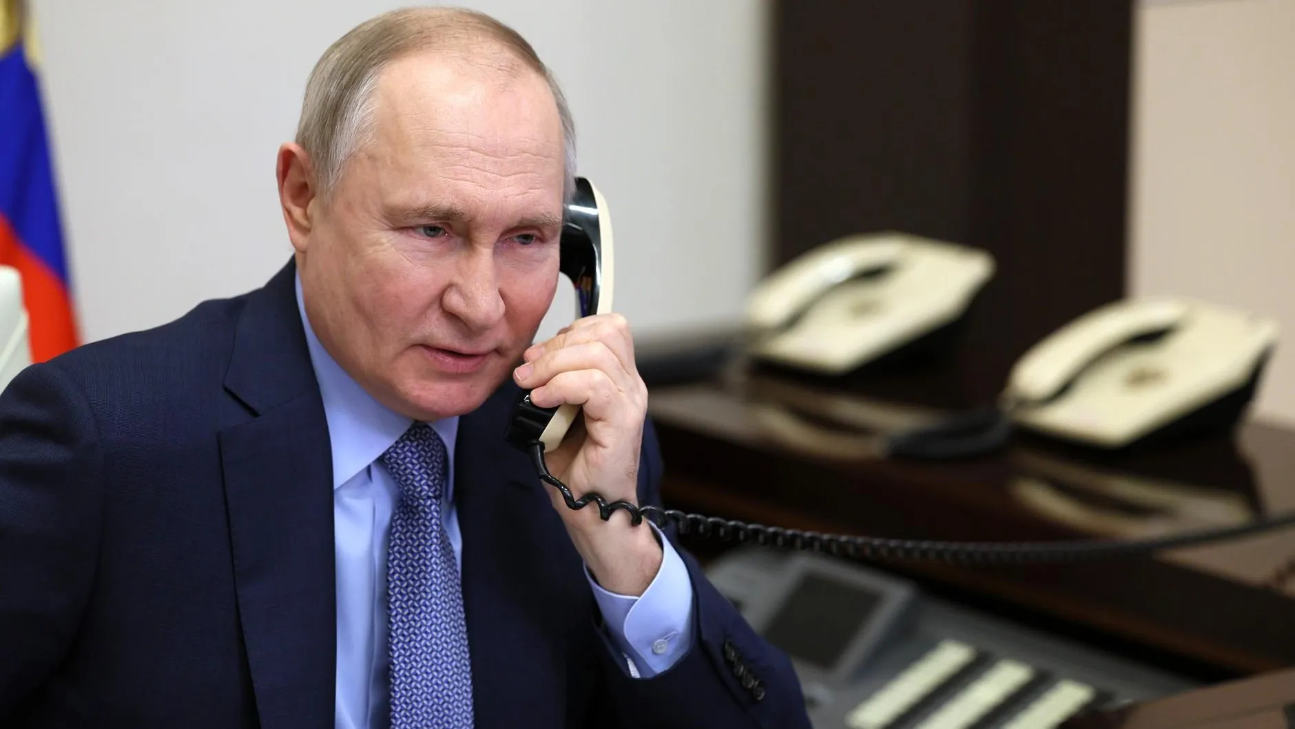Путин обсудил с президентом ОАЭ двустороннее сотрудничество