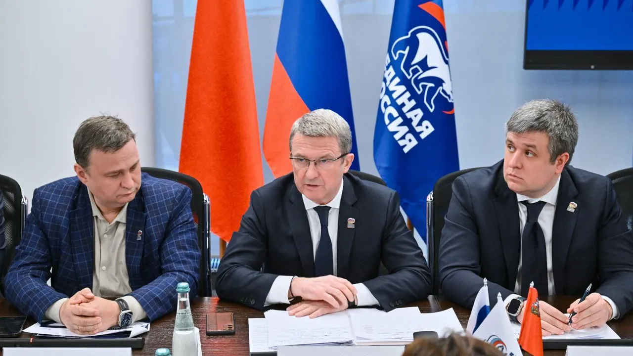 Подмосковная «Единая Россия» предлагает ужесточить правила передвижения детей на питбайках