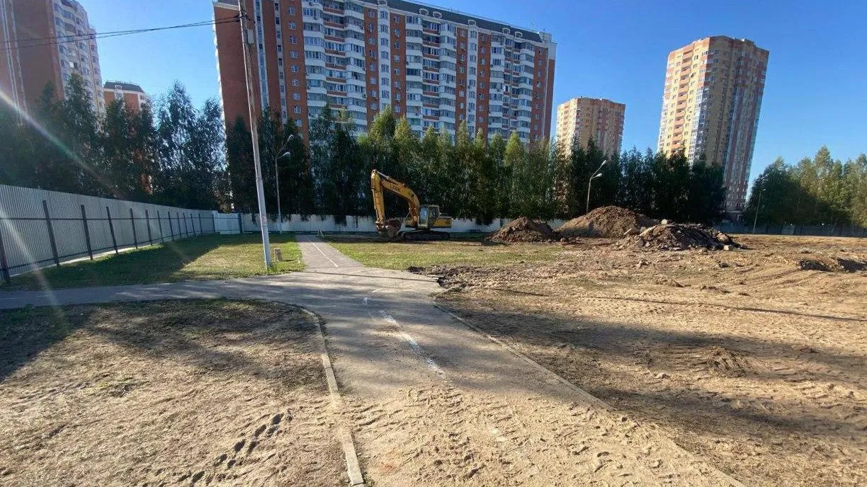 В Лобне начали строить ФОК с бассейном