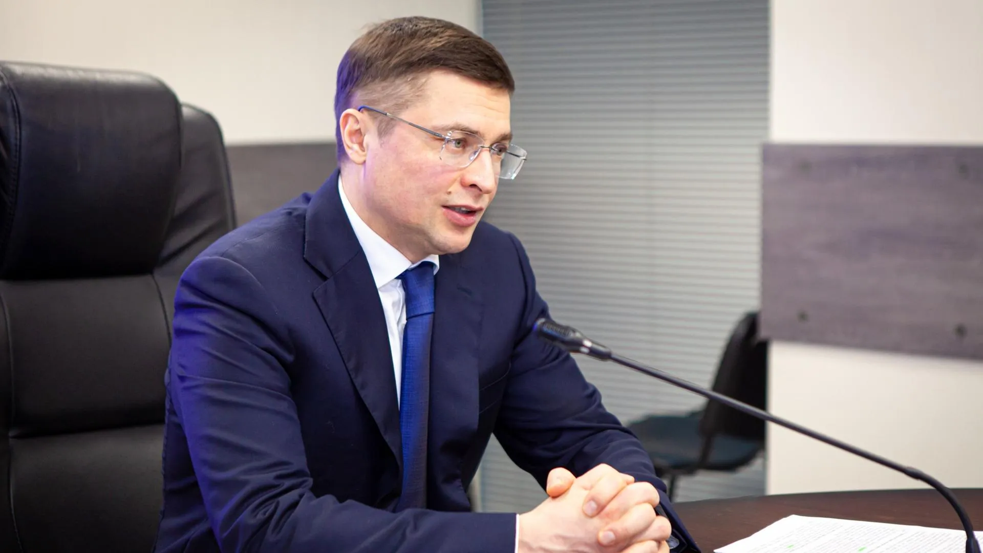 Загрутдинов: в ЖК «Легенда» смонтировали подъемники для маломобильных жителей