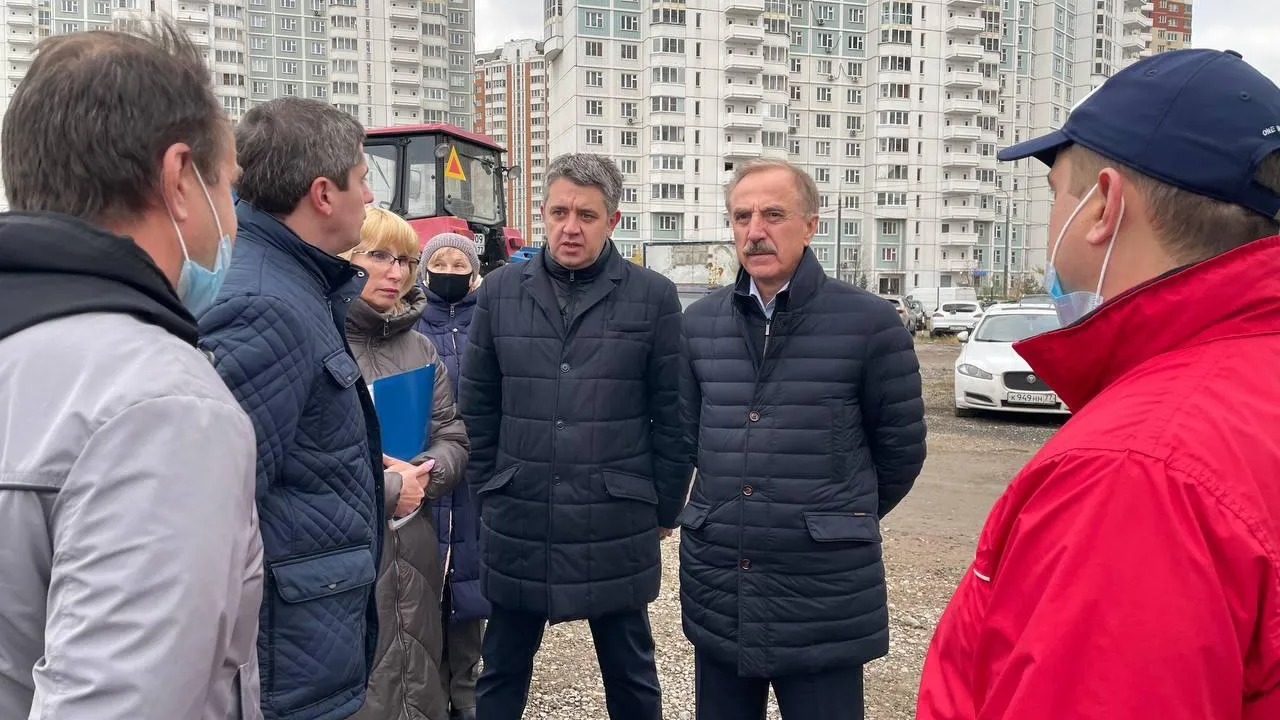 Владимир Ружицкий проверил готовность управляющей компании Люберец к зиме