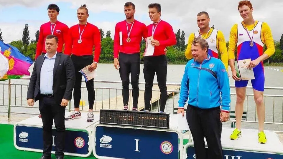 Спортсмены из Подмосковья взяли золото на первенстве России по гребле на байдарках и каноэ