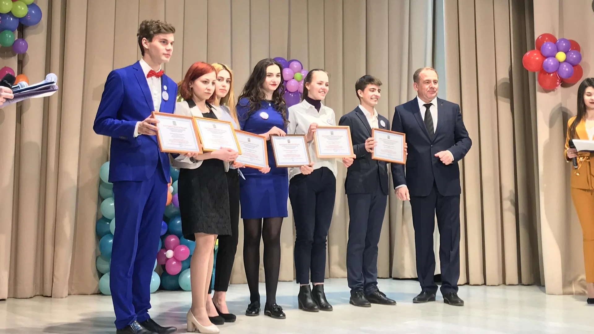Около 150 человек наградили в честь 10‑летия молодежного парламента Люберец