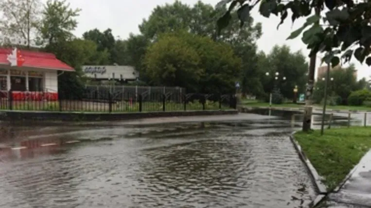 Четыре бригады Водоканала ликвидировали подтопления в Люберцах