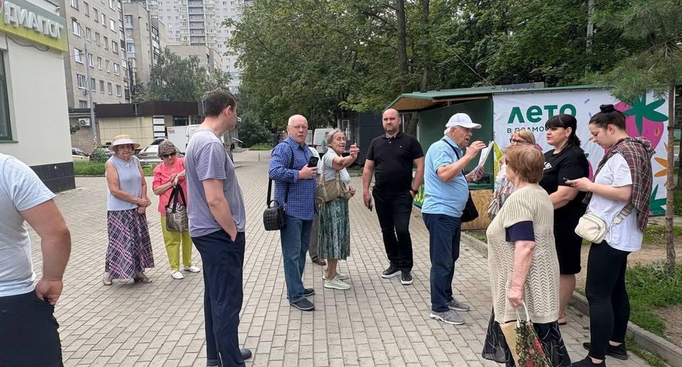 Заместитель главы Балашихи провел обход территорий микрорайона Южный