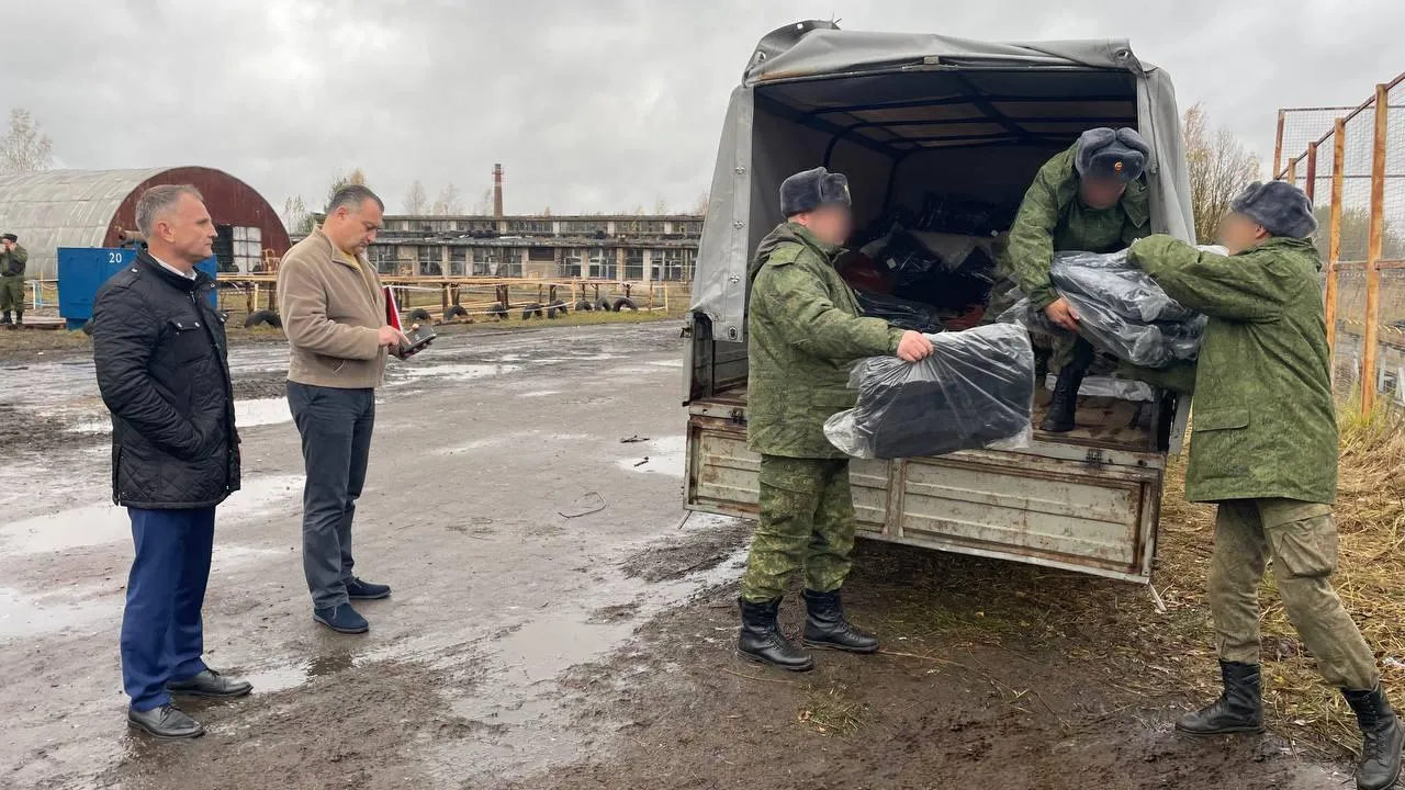 Мобилизованным из Подольска доставили комплекты зимней одежды, амуницию и спальники
