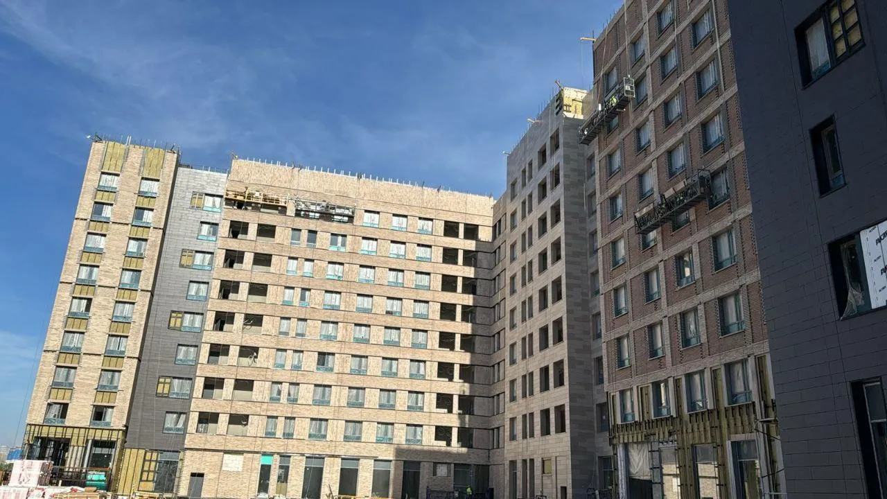 Главгосстройнадзор проверил ход строительства жилой застройки в Заречье