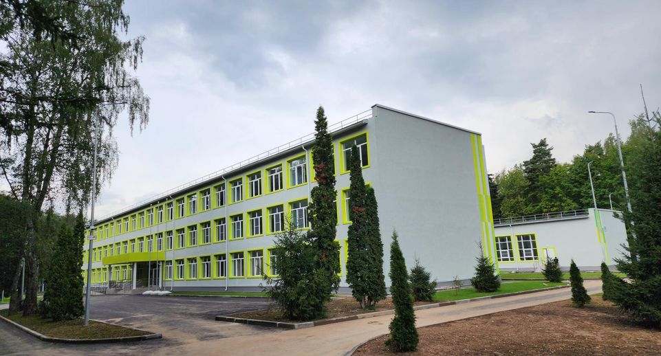 Школу № 21 в деревне Серково капитально отремонтировали
