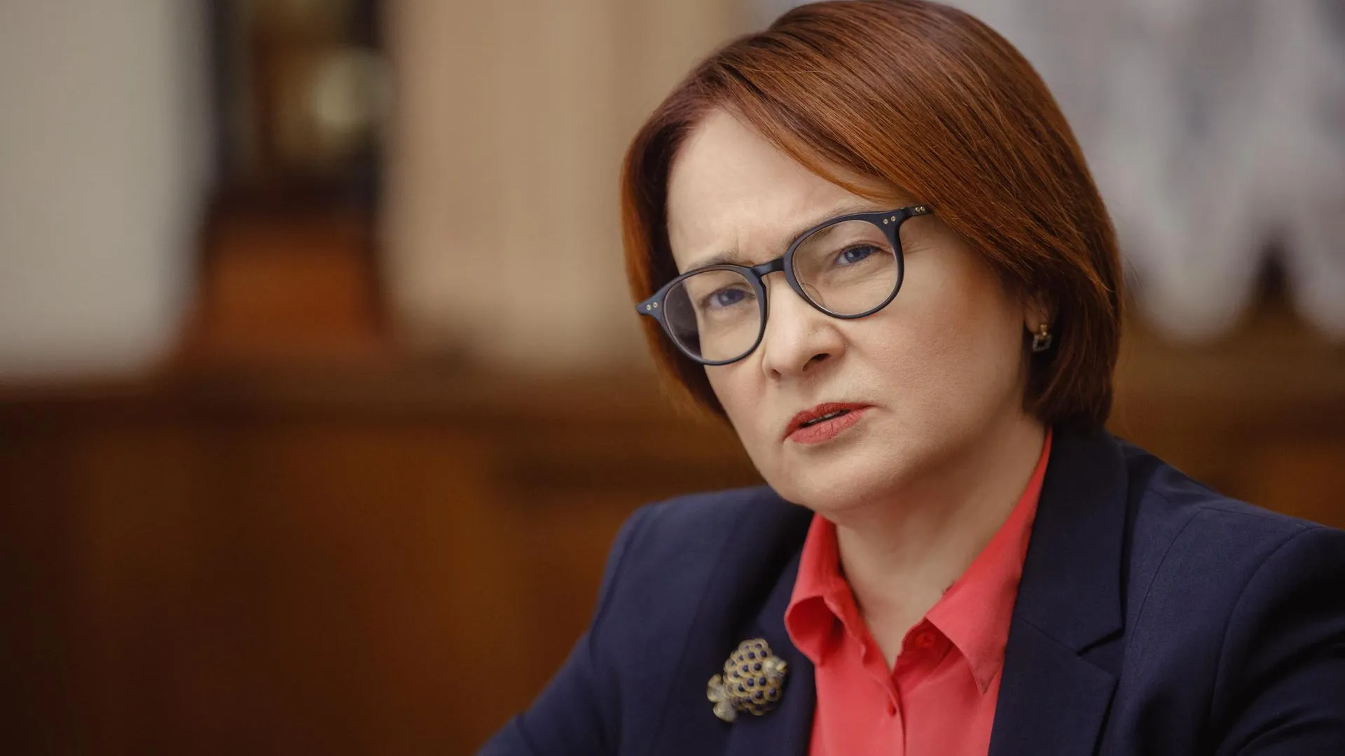 Потеряла голос: Набиуллина объяснила, почему пропустила ПМЭФ