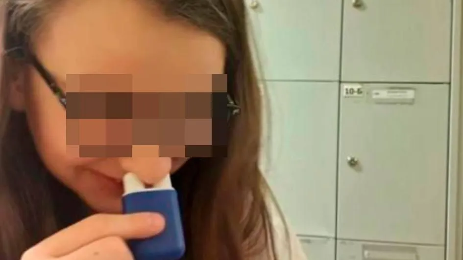 «Бьет прямо в голову»: школьники скупают аромаингаляторы на маркетплейсах