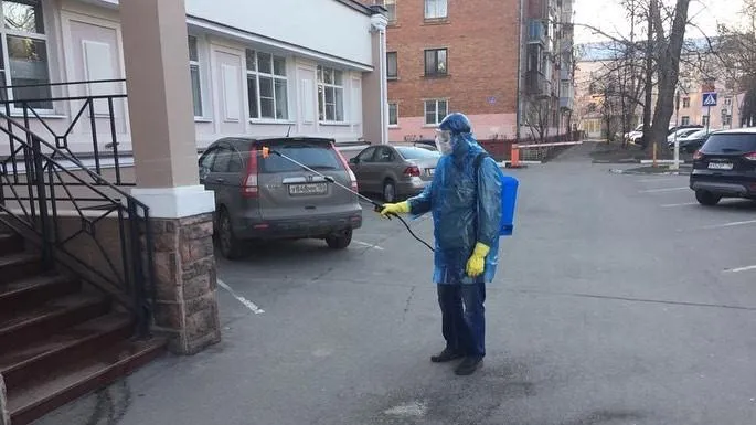 Дезинфекцию торговых объектов провели в Балашихе для защиты от коронавируса