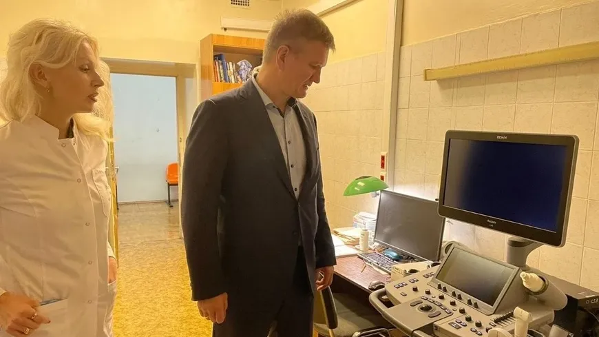 Депутат Мособлдумы Дениско проверил новое медоборудование в поликлинике Люберец