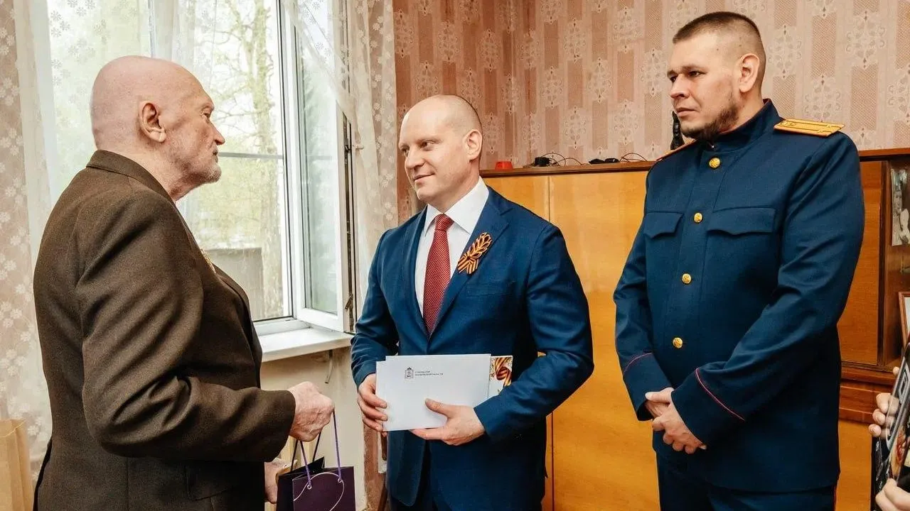 В Пушкинском 5 мая поздравили ветеранов войны