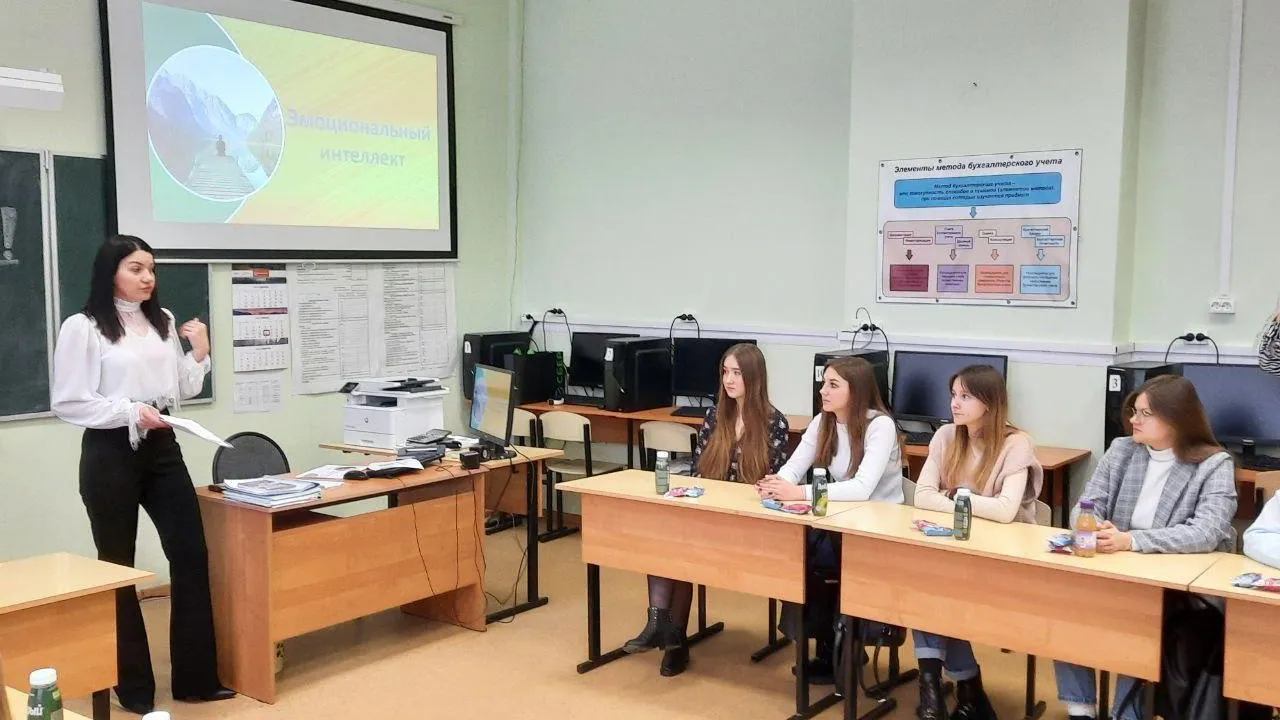 Сбербанк поделился новыми знаниями со студентами юга Подмосковья