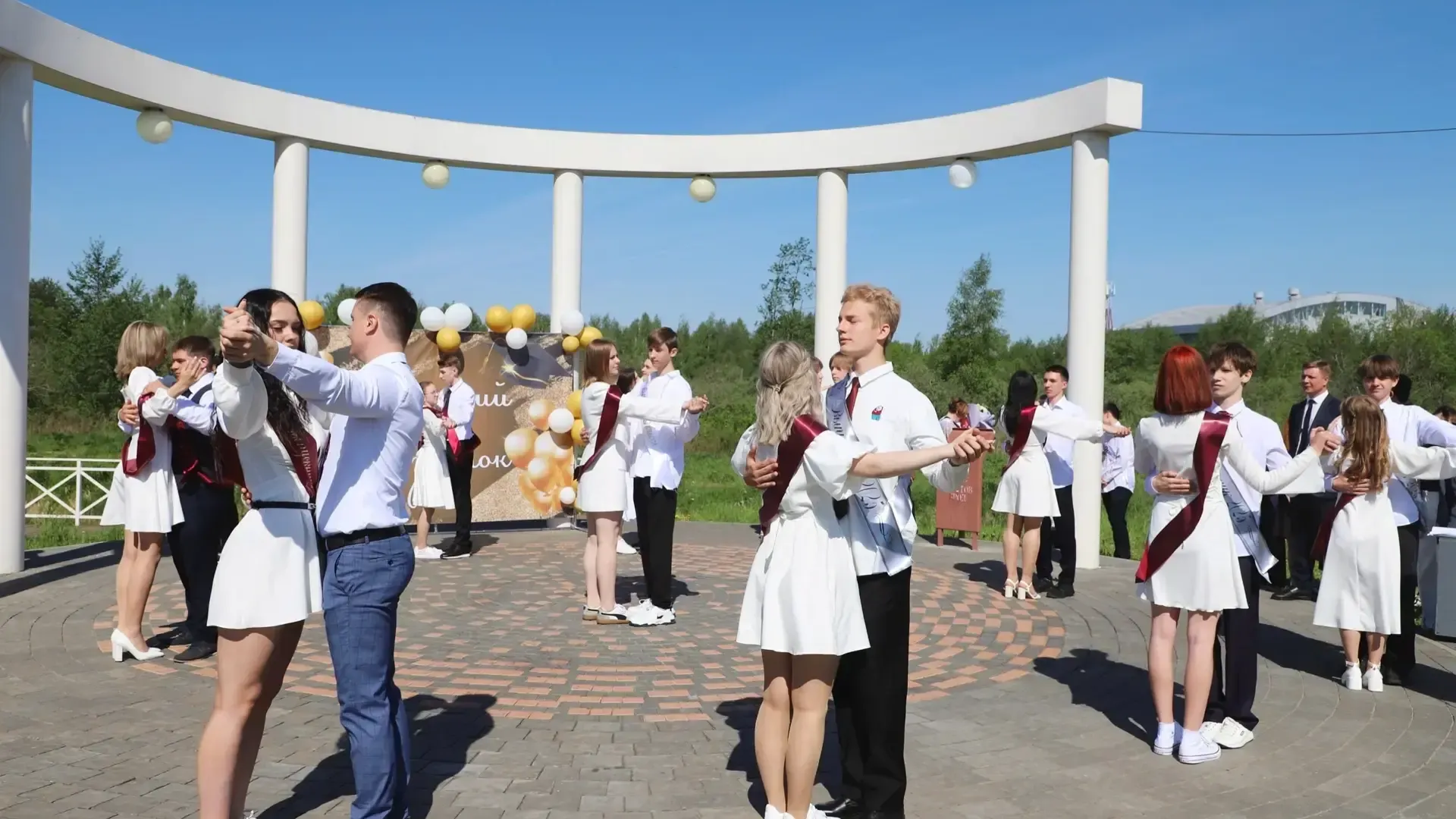 Последний звонок прозвучал для выпускников школ Шатуры