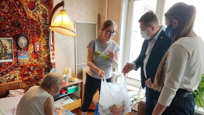 Участнику ВОВ из Люберец организовали осмотр врача