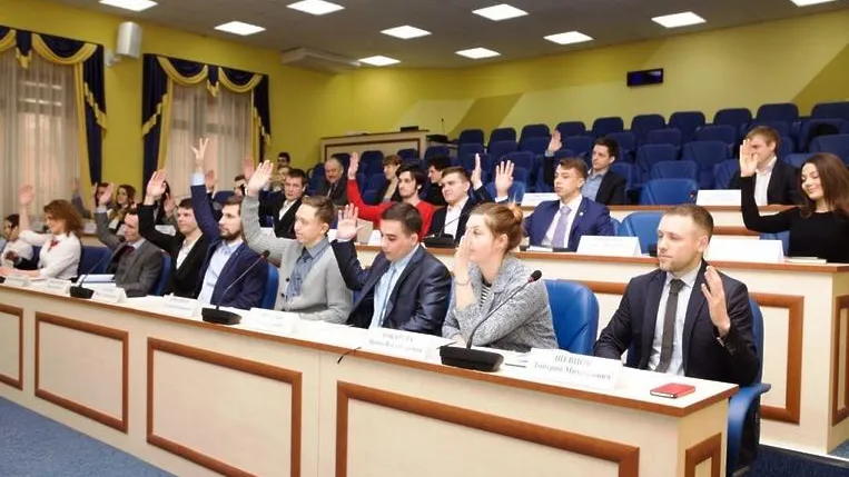Выборы в молодежный парламент планируют провести в Королеве в конце ноября