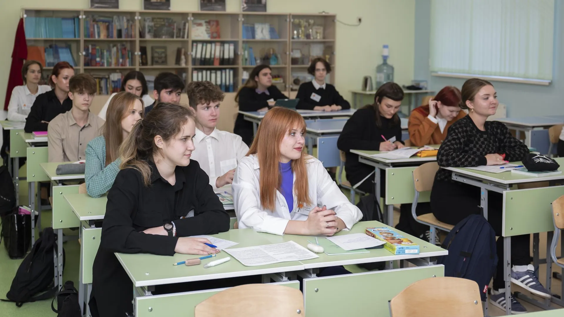 Более 61 тыс школьников Ленинского округа поучаствовали в олимпиадном движении