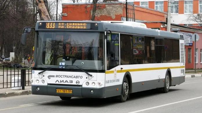 В подмосковных автобусах в честь 8 Марта откроют салоны красоты