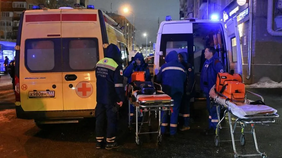 Как минимум 8 человек пострадали при пожаре в доме на Пресненском Валу