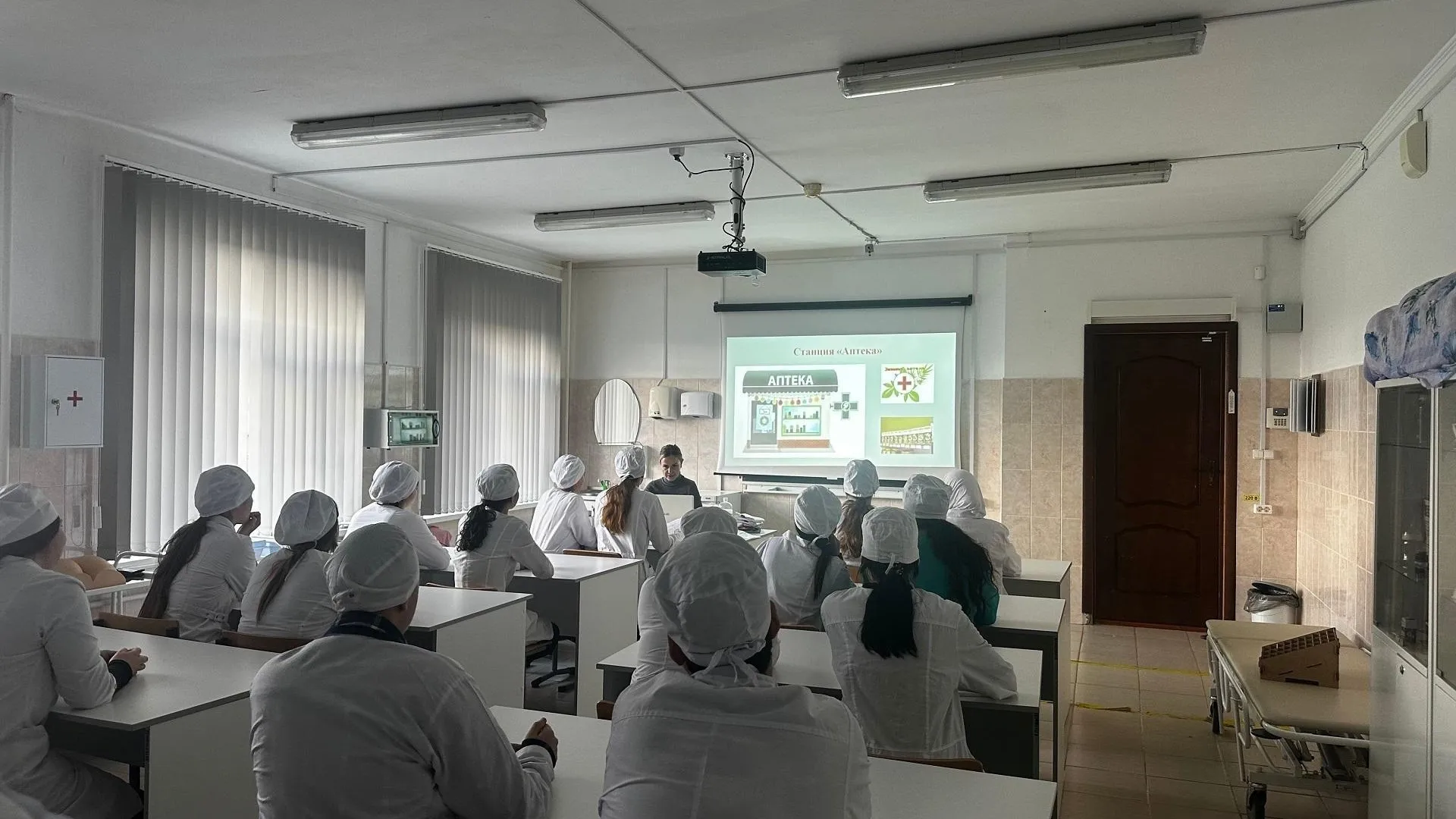 Студенты колледжа «Подмосковье» приняли участие в медицинском квесте