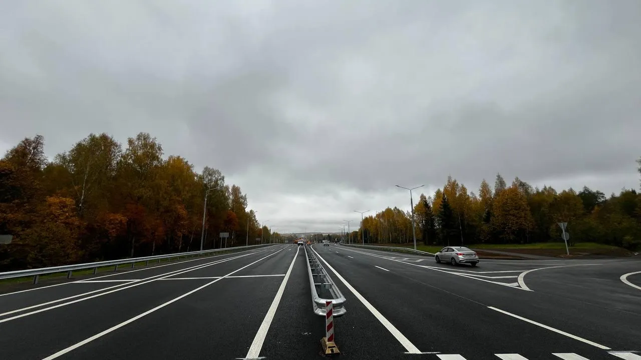 Загруженность дорог Подмосковья достигла 4 баллов