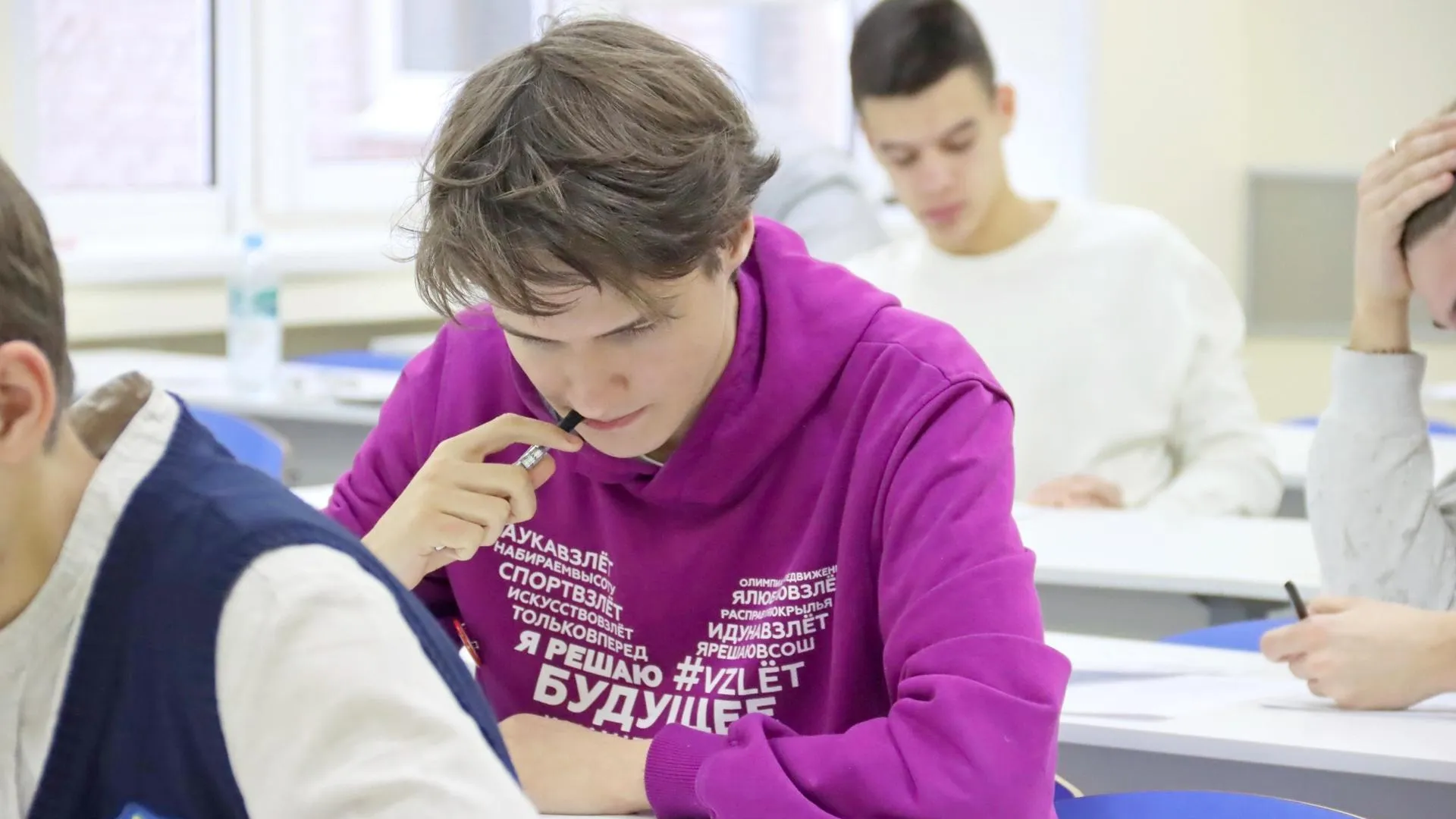 Школьники Подмосковья могут поучаствовать в проекте «Возвращение к слову»
