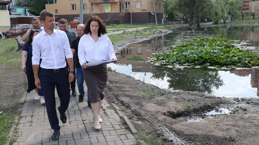 Зона отдыха и дорожки появятся вокруг пруда в микрорайоне Кучино Балашихи