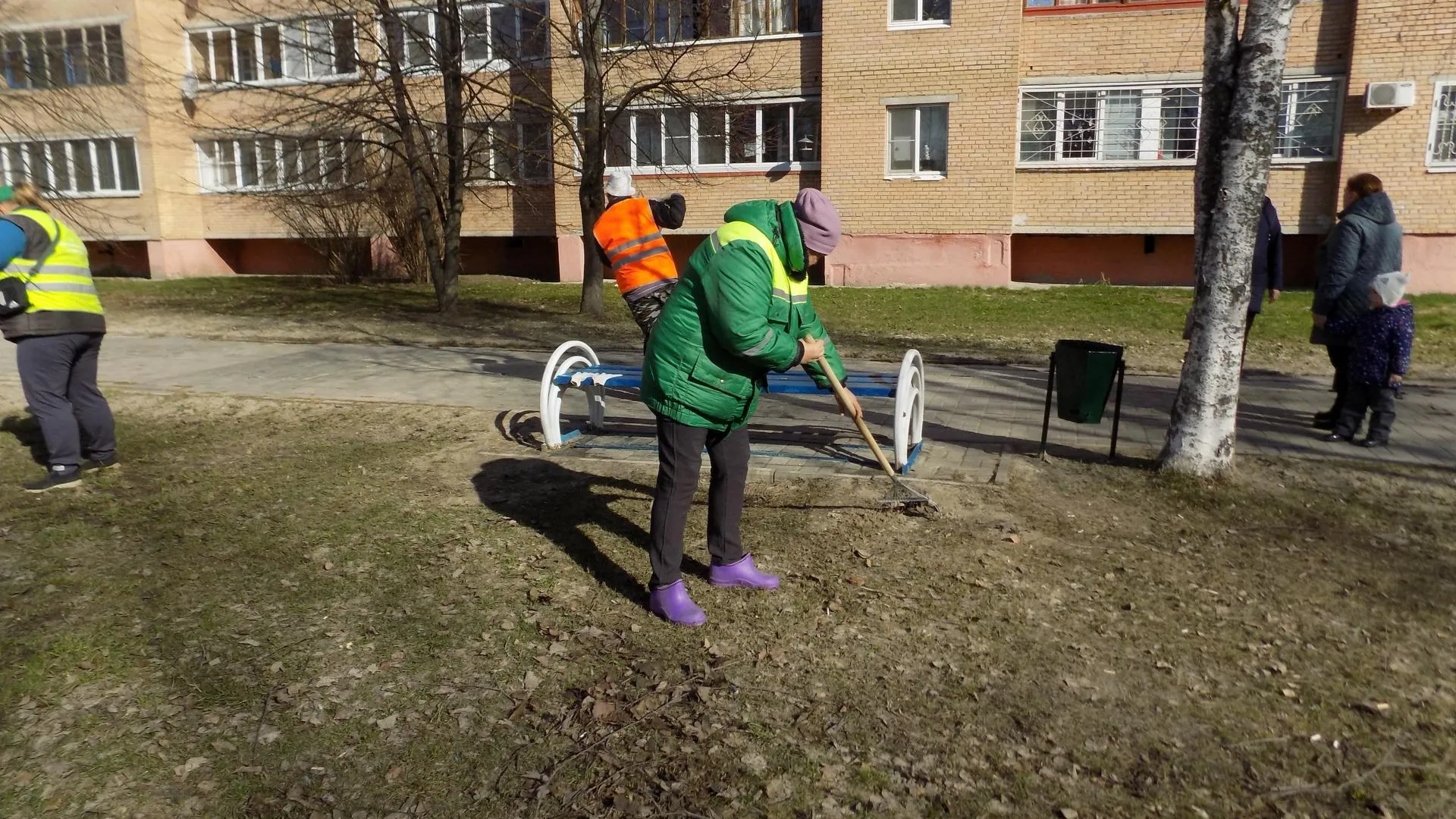 В Шатуре на субботник вышли более 700 человек