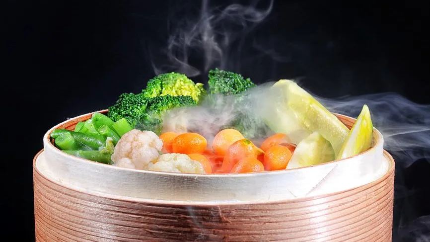 Овощи на пару и киноа: правильные продукты для восстановления после праздников