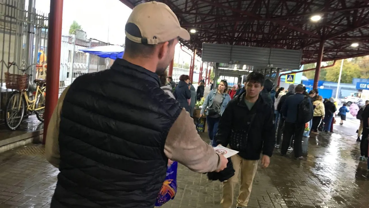На ж/д станции Подлипки‑Дачные в Королеве прошло дежурство волонтеров