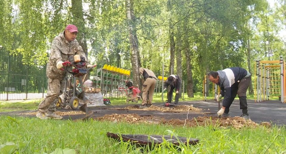 В Высоковске округа Клин устанавливают современную площадку для воркаута