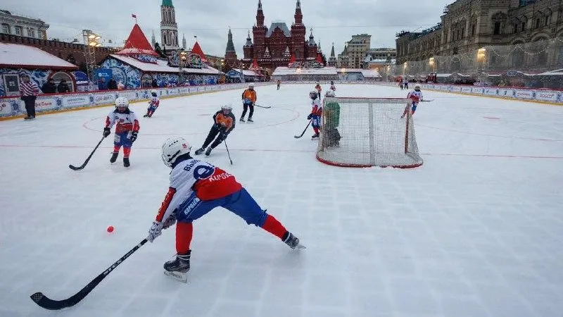 Подмосковные спортсменки завоевали бронзовые медали на турнире по хоккею с мячом