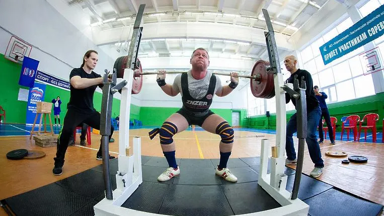 Спортсмены из Реутова стали победителями чемпионата РФ по силовому троеборью